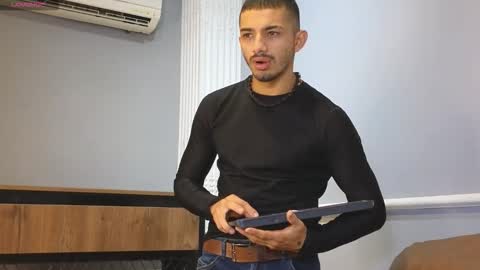 Snapshot of hadez_69 chatting on 11, 10, 2025 HADEZ online show from 11, 10, 2025