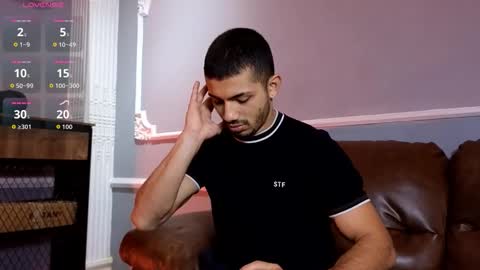 Snapshot of hadez_69 chatting on 22, 10, 2025 HADEZ online show from 22, 10, 2025