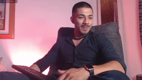 Snapshot of hadez_69 chatting on 4, 11, 2025 HADEZ online show from 4, 11, 2025