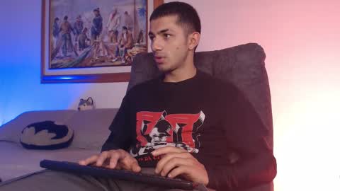 Snapshot of hadez_69 chatting on 17, 11, 2025 HADEZ online show from 17, 11, 2025