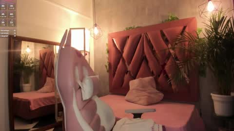 Haely online show from 5, 1, 2025
