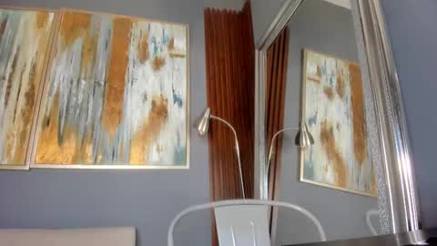 Hailey online show from 3, 2, 2026