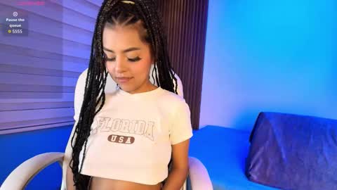 Snapshot of hailey_brie chatting on 30, 9, 2025 Hailey online show from 30, 9, 2025