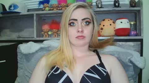 Hailey and d online show from 18, 12, 2024