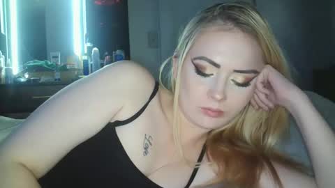 Hailey and d online show from 5, 2, 2025