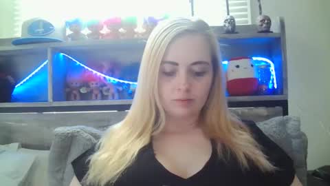 Hailey and d online show from 2, 3, 2025