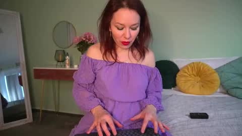 Snapshot of haileymoon85 chatting on 10, 3, 2025 Hailey online show from 10, 3, 2025