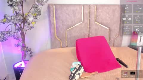 Snapshot of haileystonei chatting on 6, 11, 2025 haileystonei online show from 6, 11, 2025