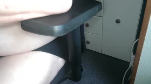 Snapshot of hairyarmpit_lover_1970 chatting on 3, 3, 2025 hairyarmpit_lover_1970 online show from 3, 3, 2025