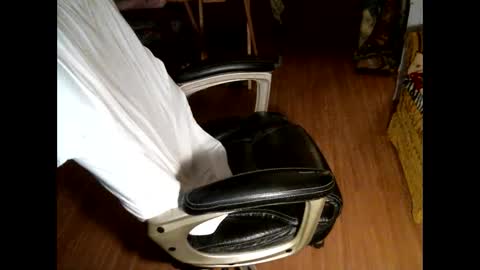 hairybear813 online show from 28, 11, 2025