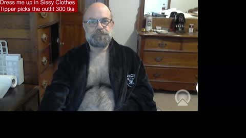 HairyDaddyBear69 online show from 9, 2, 2026