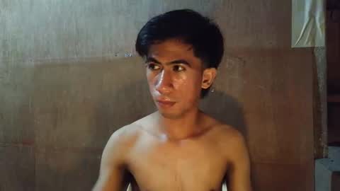 hairyhugecock_22 online show from 3, 12, 2025