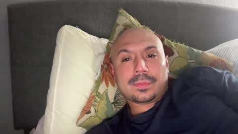 hairyman30000 online show from 23, 12, 2025