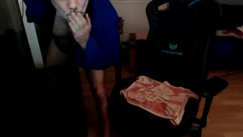 hairyman54 online show from 17, 9, 2025