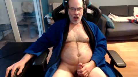 Snapshot of hairyman54 chatting on 30, 11, 2025 hairyman54 online show from 30, 11, 2025