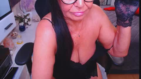 Monika online show from 27, 9, 2025