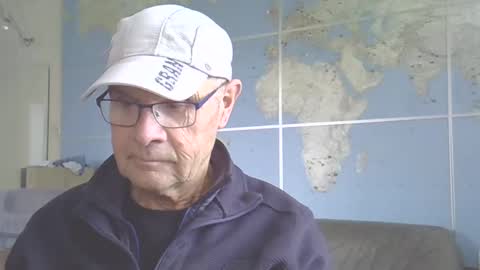 Snapshot of hamto65 chatting on 24, 2, 2025 Prefer men 80 online show from 24, 2, 2025