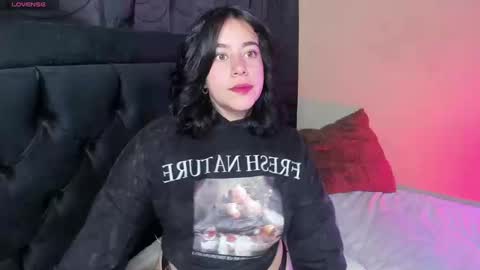 Hanah Montana Independent model online show from 16, 9, 2025