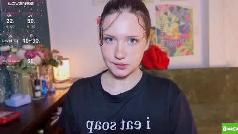 Snapshot of hanahwoods chatting on 4, 4, 2026 hanahwoods online show from 4, 4, 2026