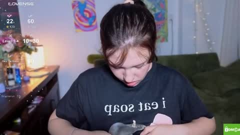 Snapshot of hanahwoods chatting on 4, 4, 2026 hanahwoods online show from 4, 4, 2026