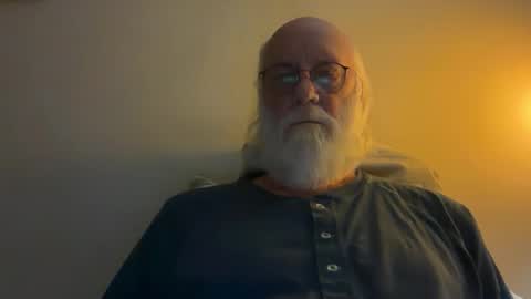 handful753128 online show from 16, 12, 2025