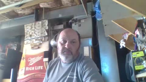 naked man online show from 5, 10, 2025