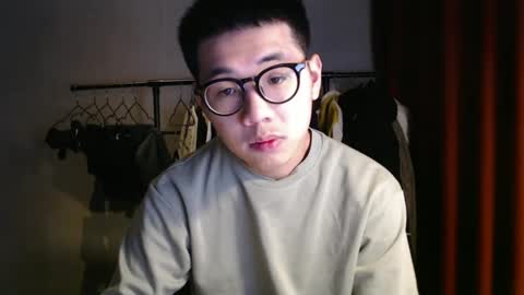 handsome_mannn online show from 2, 1, 2025