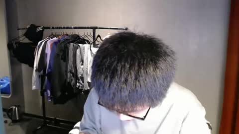 handsome_mannn online show from 1, 3, 2025