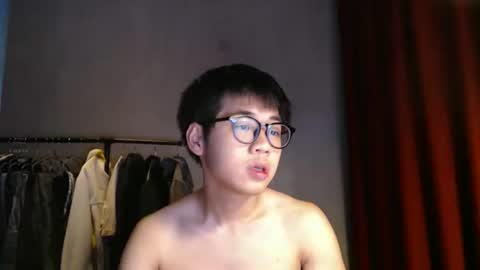 handsome_mannn online show from 28, 9, 2025