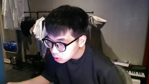 handsome_mannn online show from 1, 2, 2026