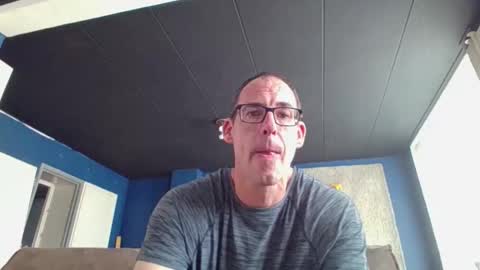 Snapshot of handsomeguy4ever chatting on 14, 12, 2025 handsomeguy4ever online show from 14, 12, 2025