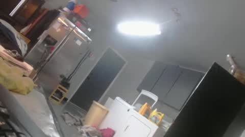 Snapshot of handyman5303 chatting on 18, 12, 2024 Handystudman online show from 18, 12, 2024