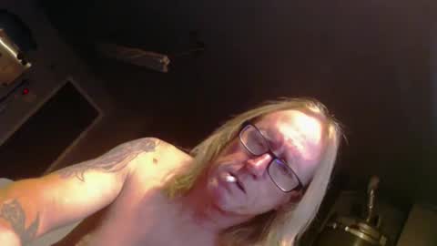 Snapshot of handyman5303 chatting on 21, 2, 2025 Handystudman online show from 21, 2, 2025