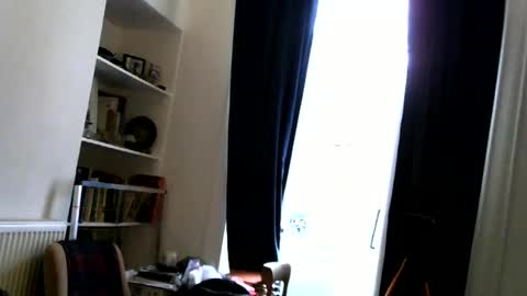 Snapshot of handz2 chatting on 13, 12, 2024 handz2 online show from 13, 12, 2024