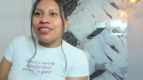 Snapshot of hanna_goldenst chatting on 7, 1, 2026 hanna_goldenst online show from 7, 1, 2026