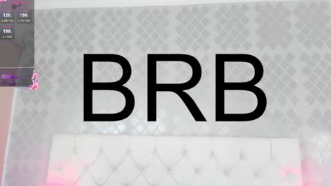 Snapshot of hanna_kiim chatting on 21, 12, 2024 online show from 21, 12, 2024