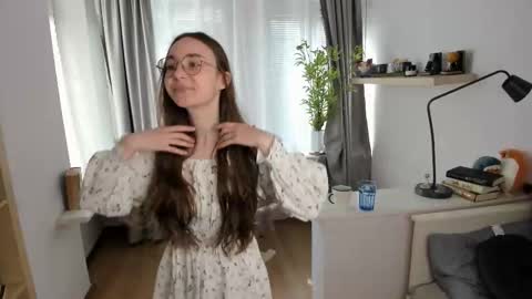 Snapshot of hanna_mora chatting on 23, 3, 2026 Nicole online show from 23, 3, 2026