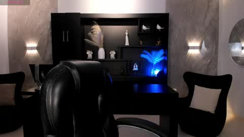  Hanna Connor  online show from 4, 11, 2025