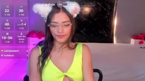 hannacooper3 online show from 9, 9, 2025