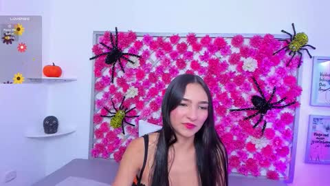 Hannah Miller online show from 9, 10, 2025