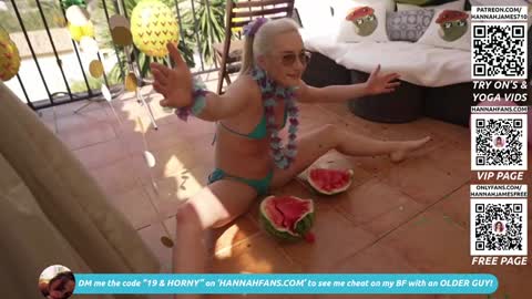 Snapshot of hannahjames710 chatting on 9, 10, 2025 Hannah James online show from 9, 10, 2025