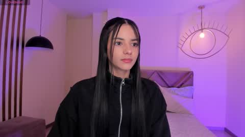 Snapshot of hannahjamesx chatting on 13, 9, 2025 HANNAH J online show from 13, 9, 2025