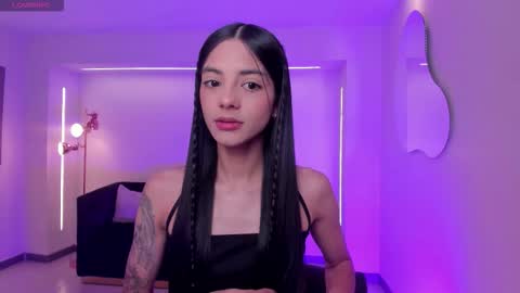 Snapshot of hannahjamesx chatting on 20, 11, 2025 HANNAH J online show from 20, 11, 2025