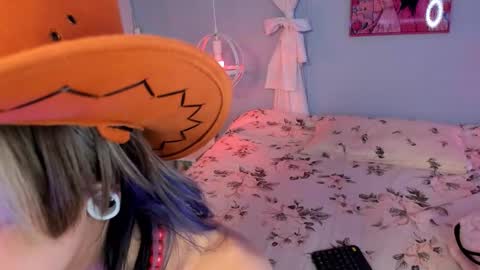 Hannah online show from 3, 12, 2025