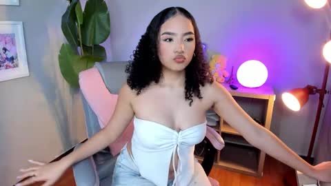 hannax__ online show from 11, 9, 2025
