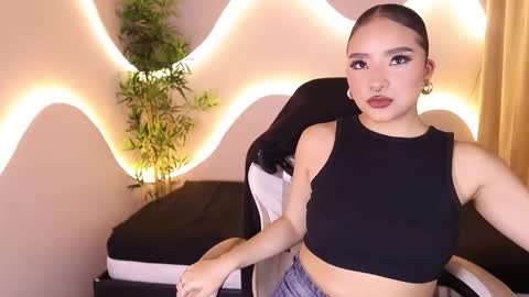 hannax__ online show from 2, 10, 2025