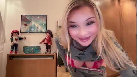  FREE LIMITED online show from 14, 10, 2025