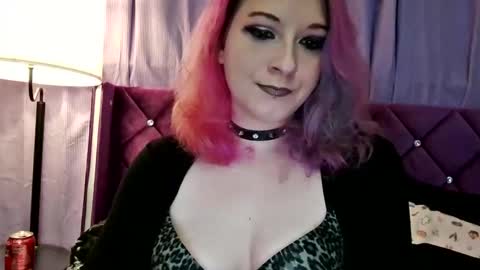 hannibeexl online show from 17, 12, 2025