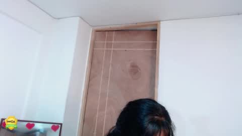 hanny_bomm online show from 24, 2, 2025