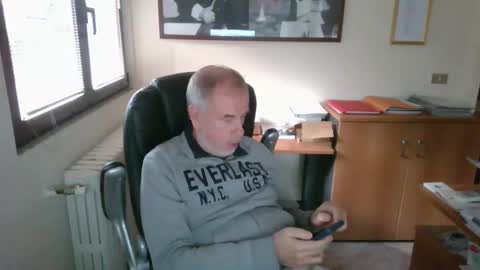 Snapshot of hanscooper chatting on 22, 10, 2025 hanscooper online show from 22, 10, 2025